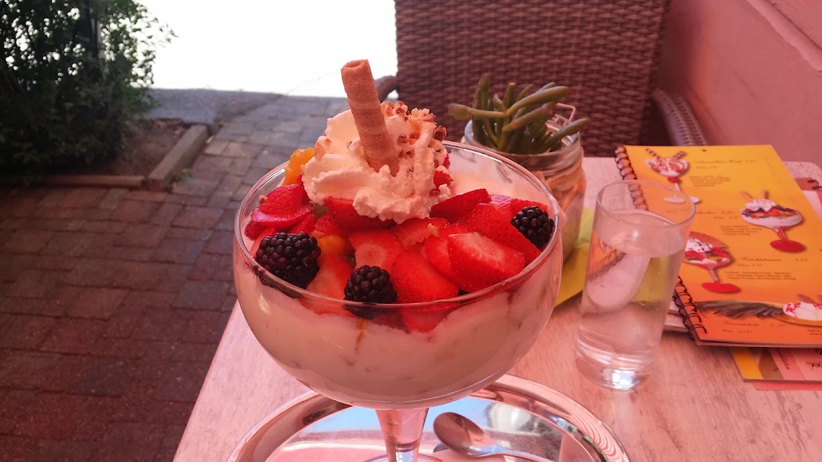 Eis Mit Früchten