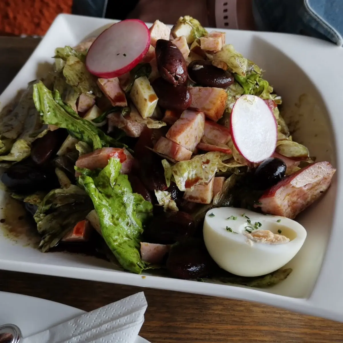 Salát With Smoaked Meat
