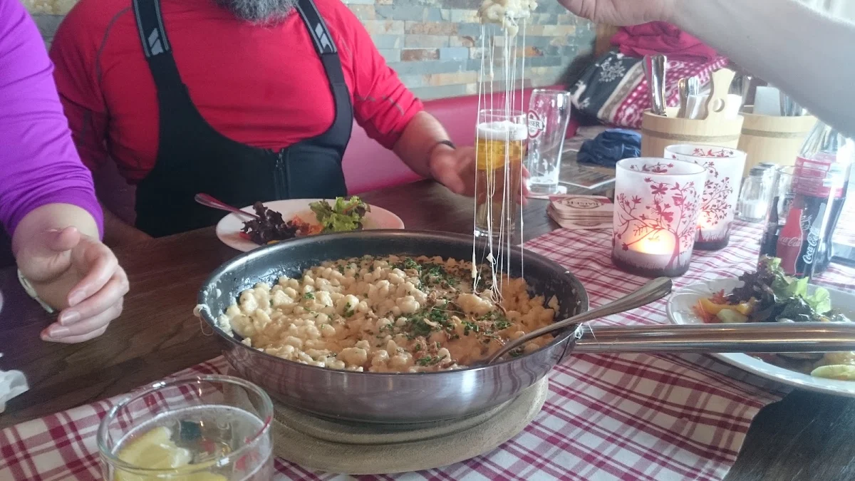 Kasnock'n Kasespaetzle