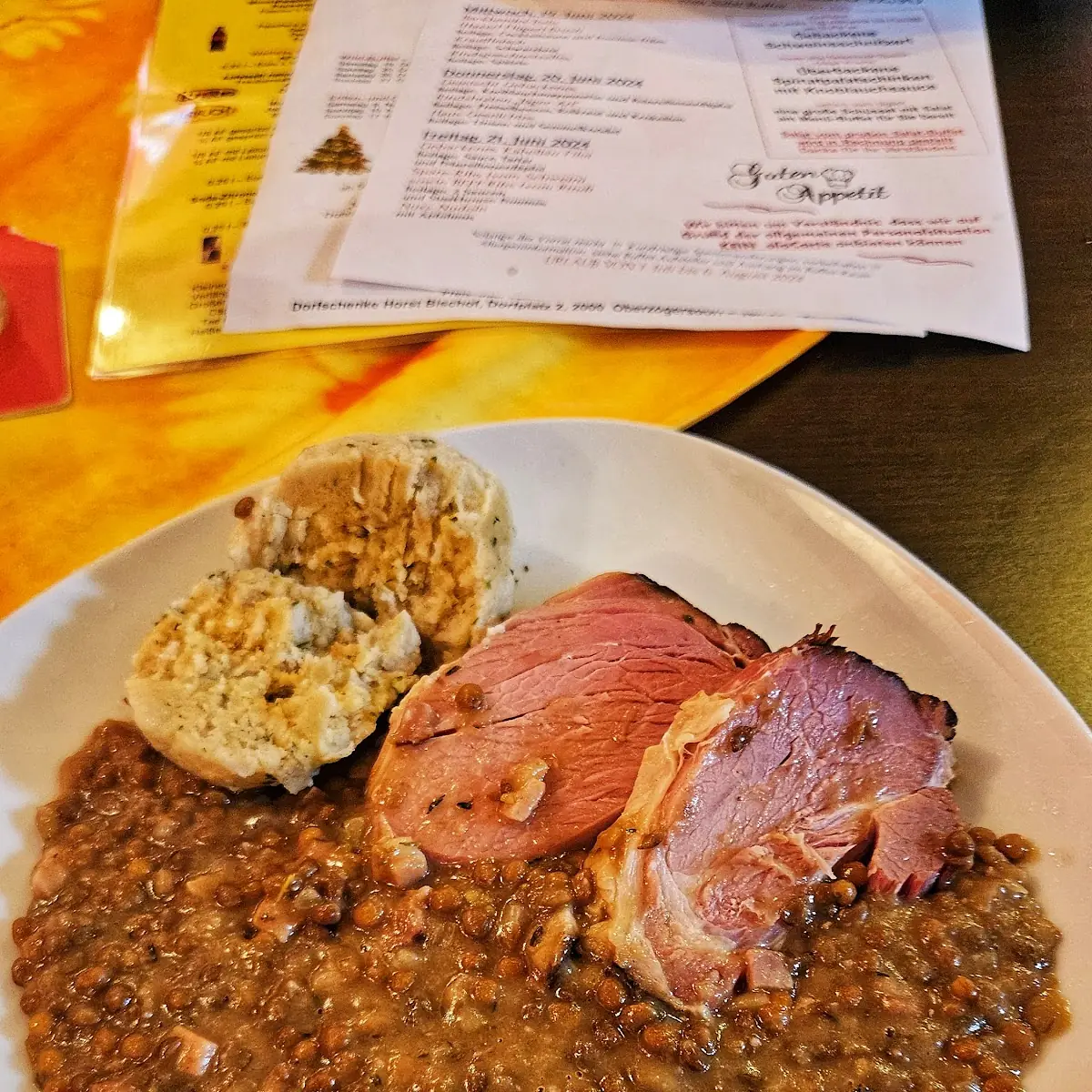 Selchschopf Mit Linsen Und Semmelknödel