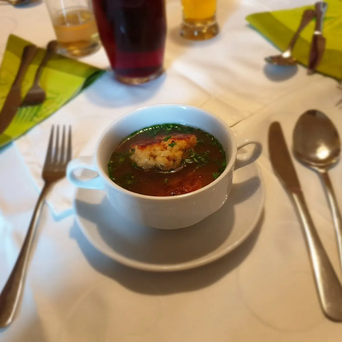 Kaspressknödel-suppe