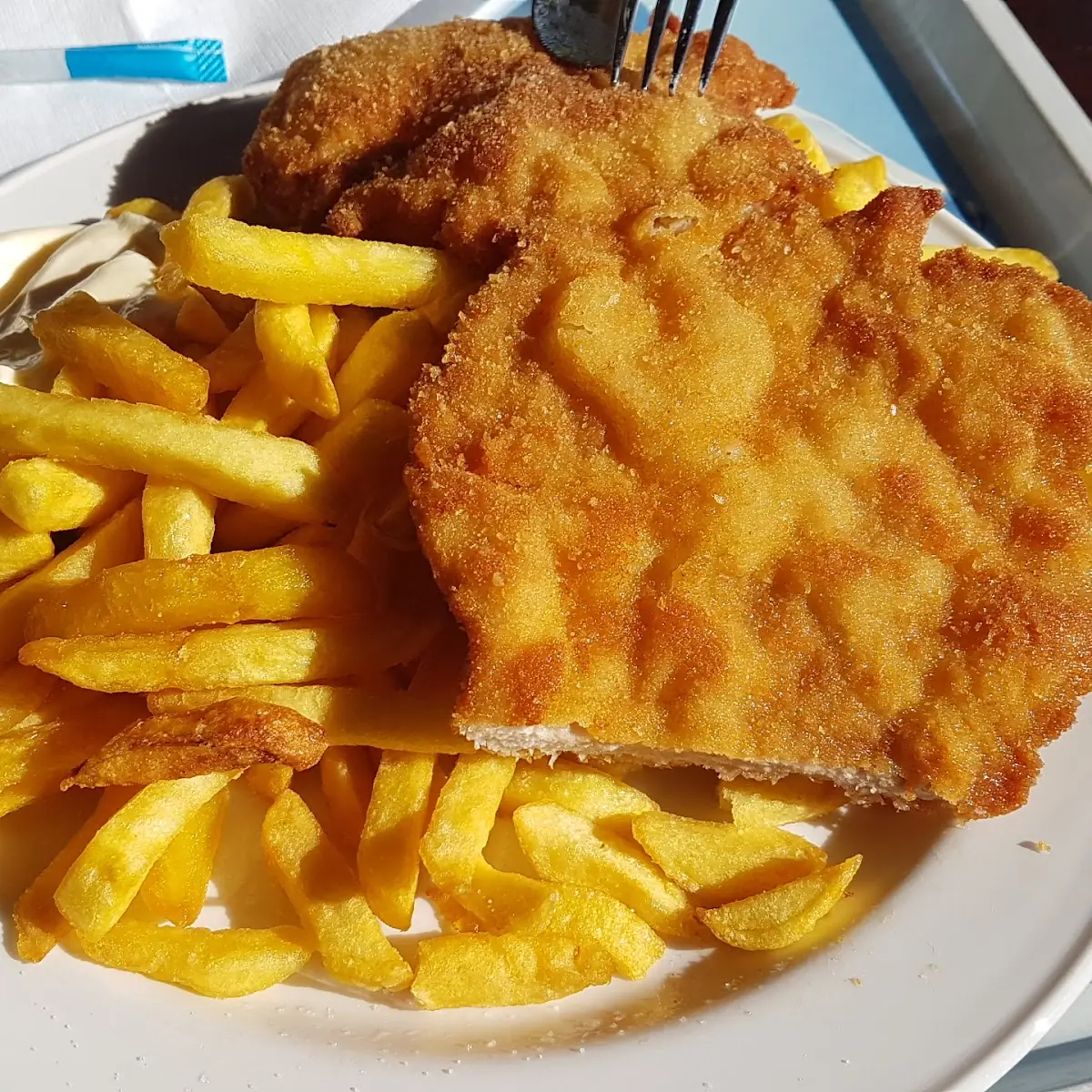 Schnitzel Mit Pommes