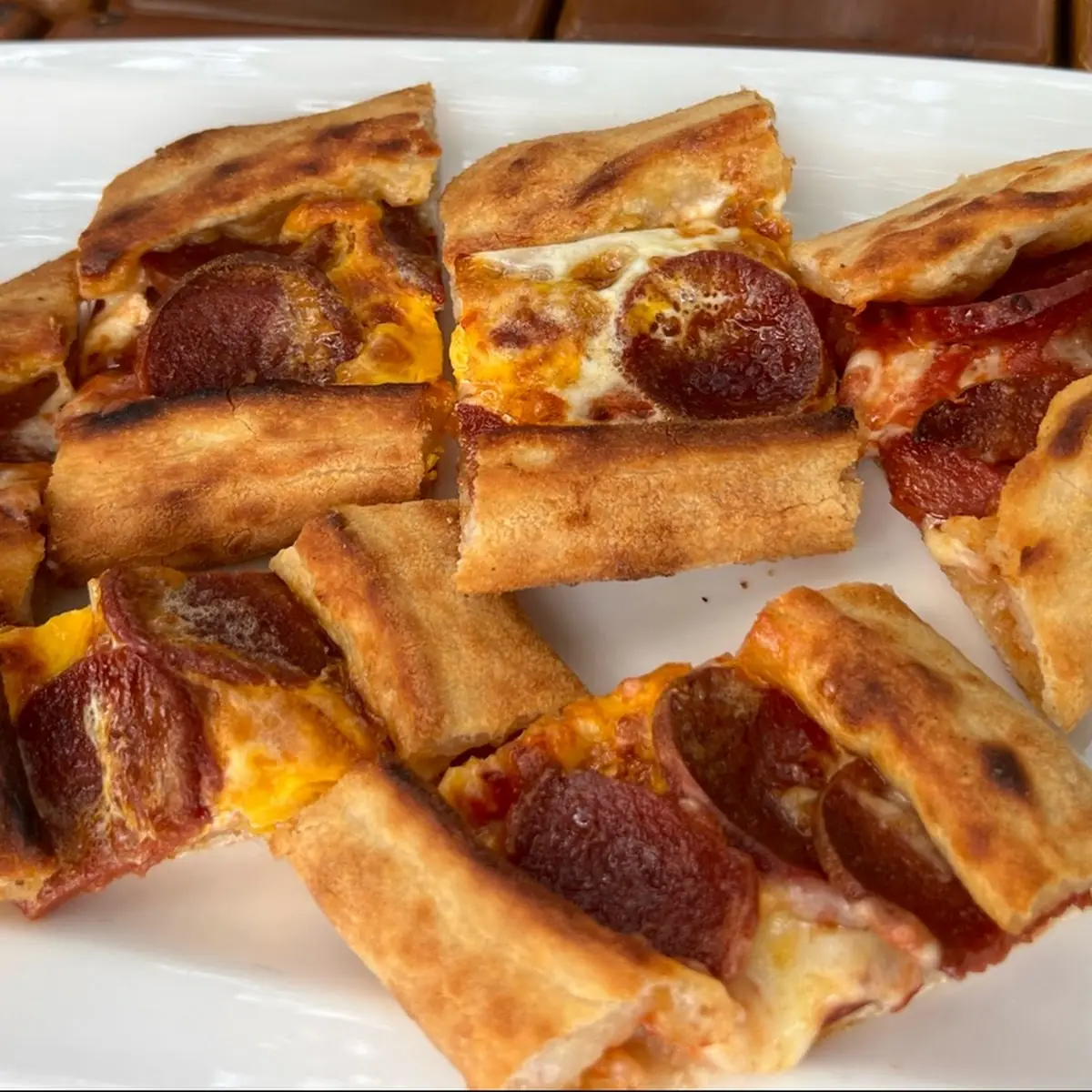 Pide Sucuk & Ei