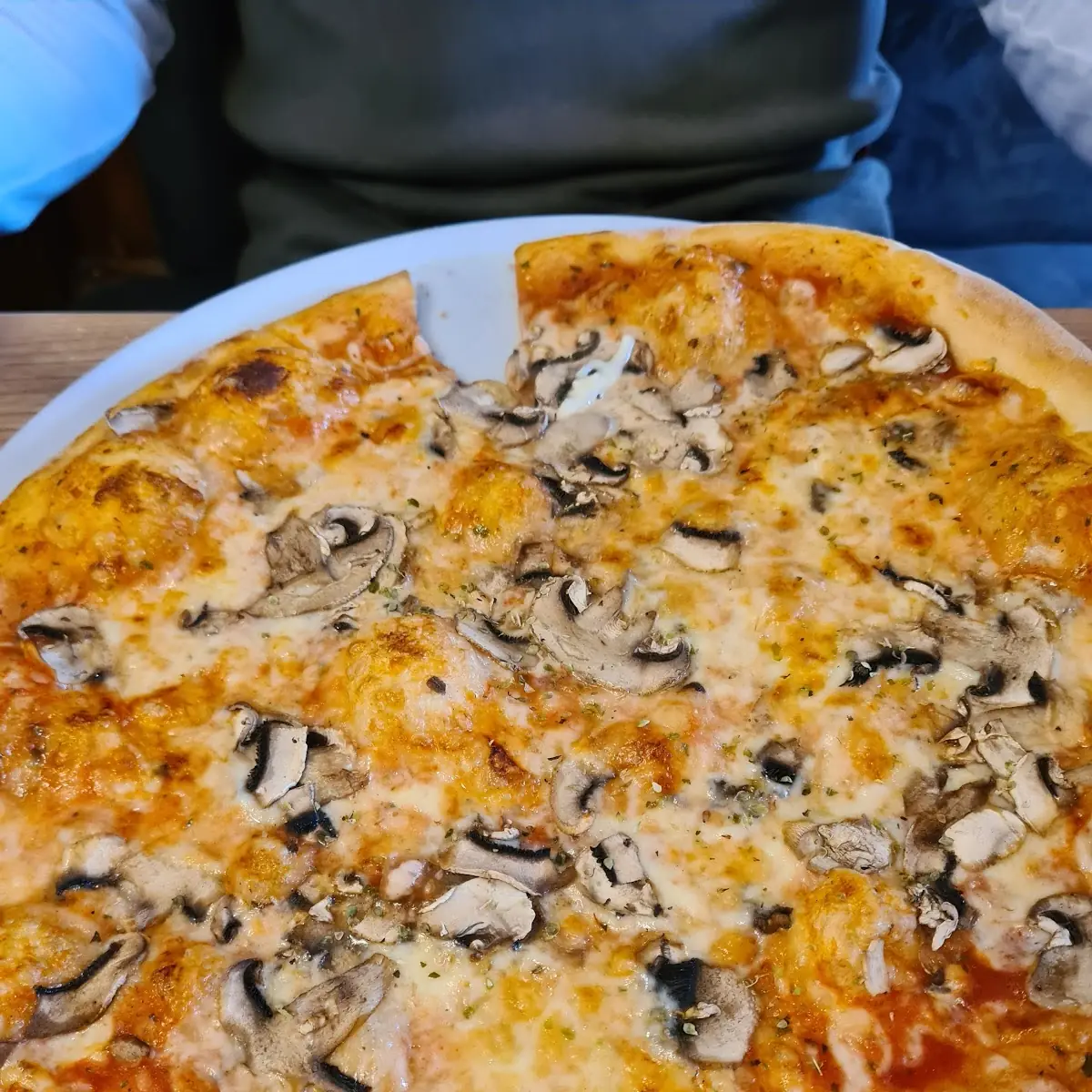 Pizza Funghi