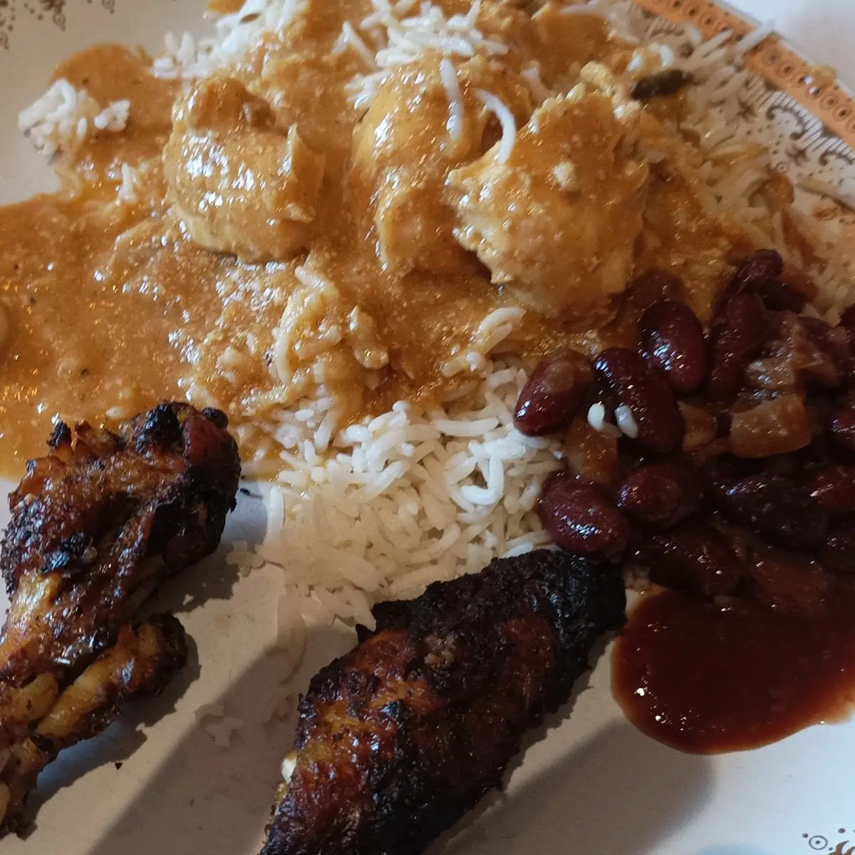 Langweiles Huhn In Kokosmilch Und Furztrockenes Tandoori