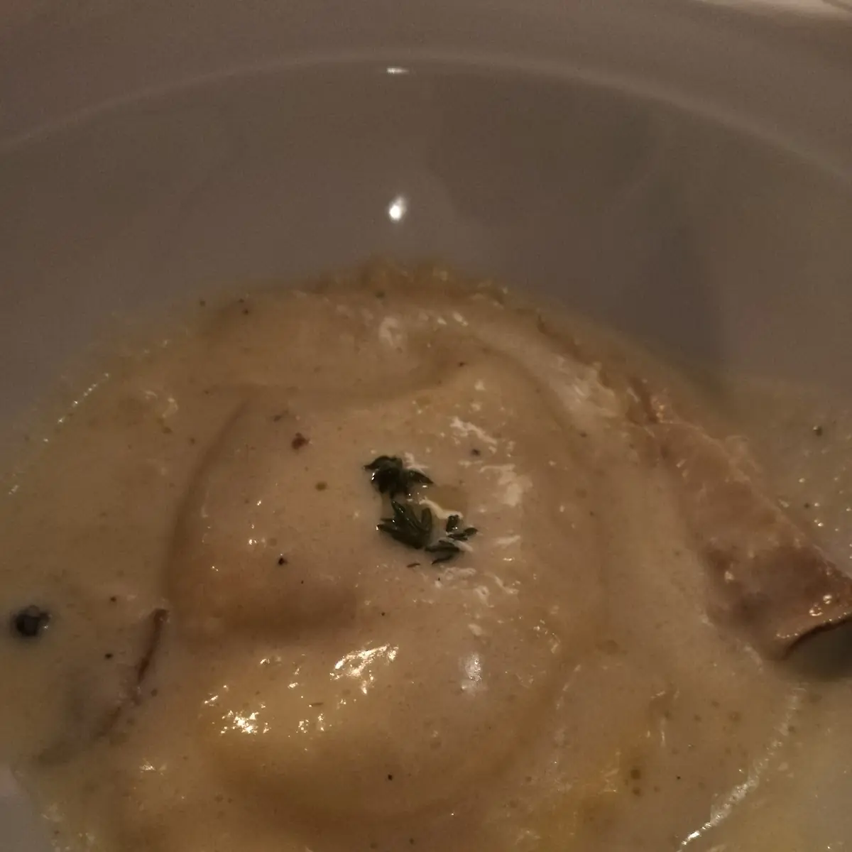 Ravioli Mit Steinpilze Und Trüffel