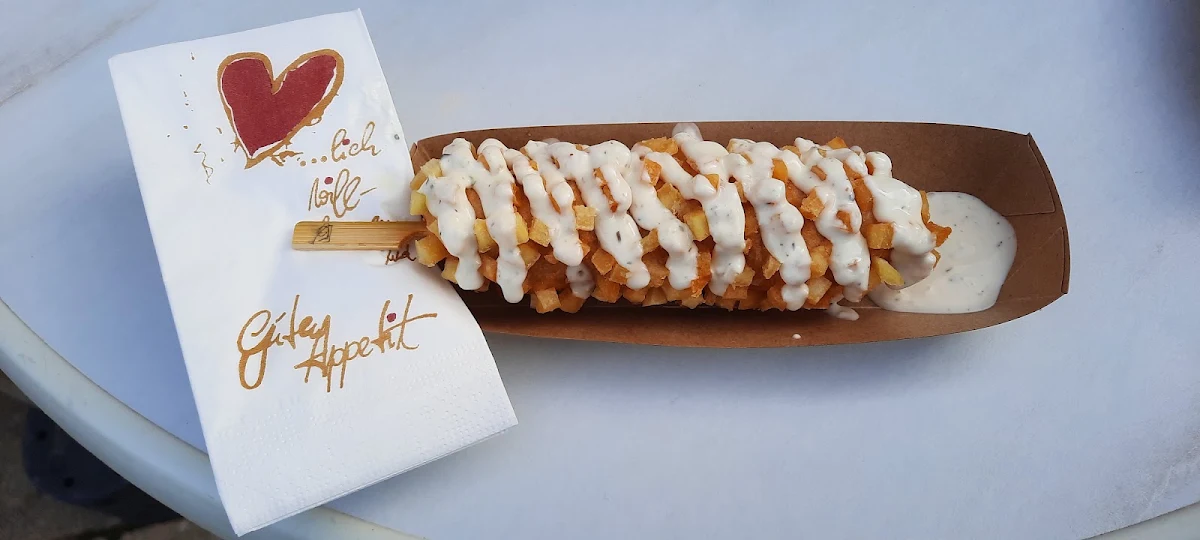 Corndog Frankfurter Mit Cheddar Und Pommes-kruste