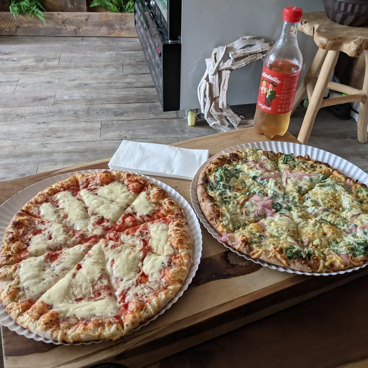 Margherita and Spinach Pizza