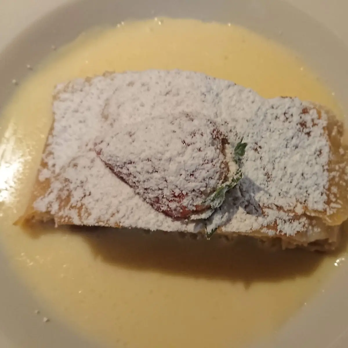 Wiener Apfelstrudel