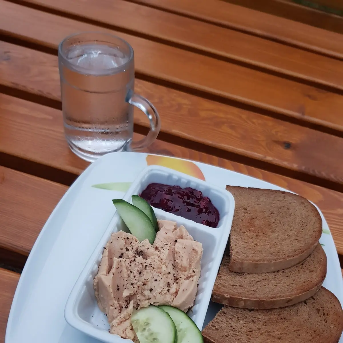 Geflügelaufstrich Mit Preiselbeere