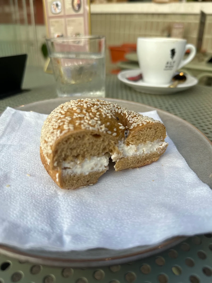 Sesame Bagel with Cream Cheese