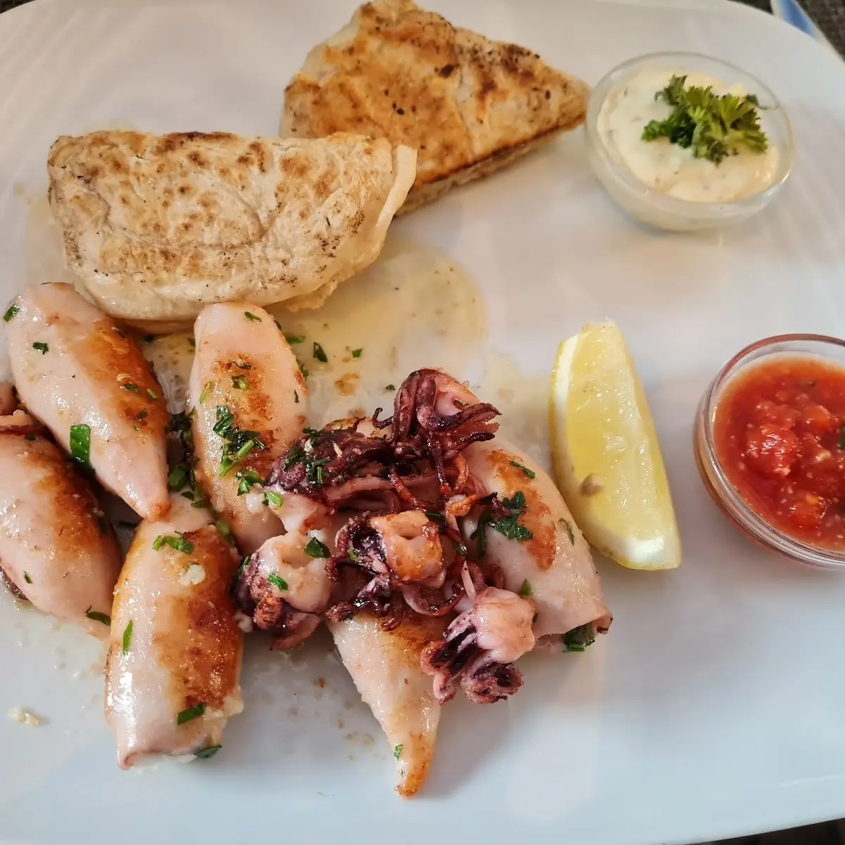 Gefüllte Calamari Mit Schafskäse Und