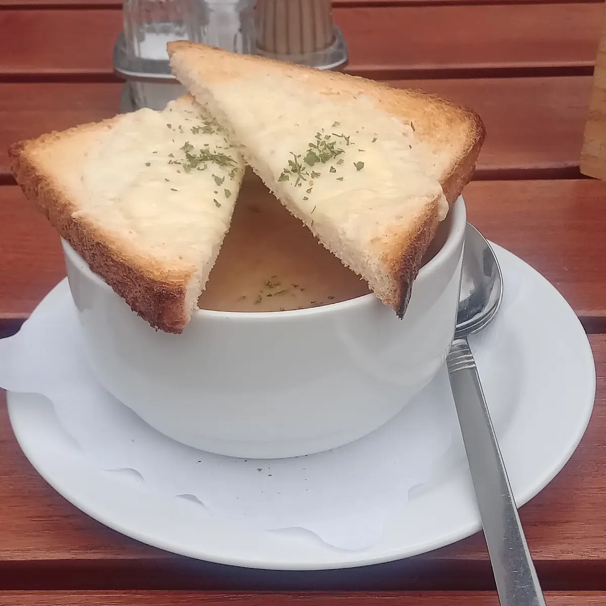 Zwiebelcremesuppe Mit Käsetoast A F G I L