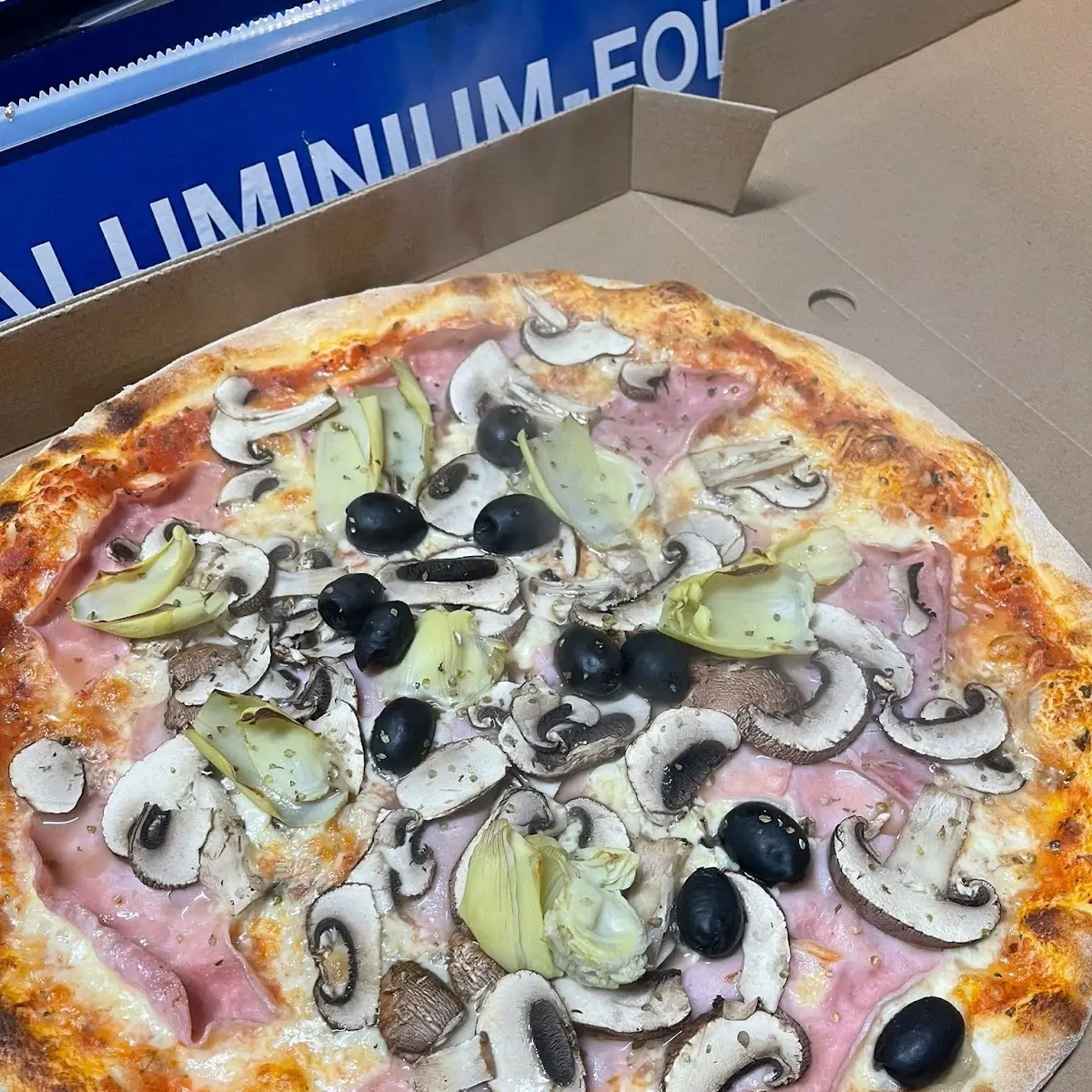 Pizza Diavolo (scharf)