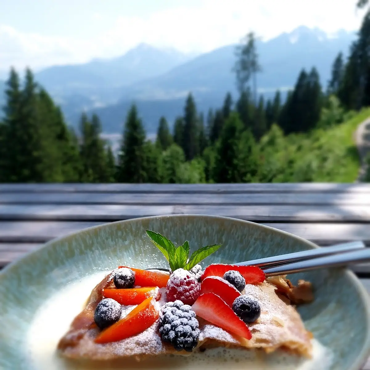 Apfelstrudel Mit Vanillesauce