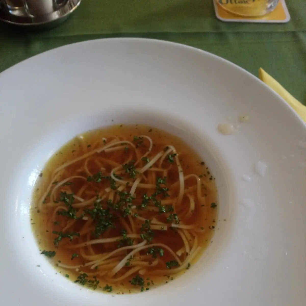 Rindsuppe Mit Nudeln