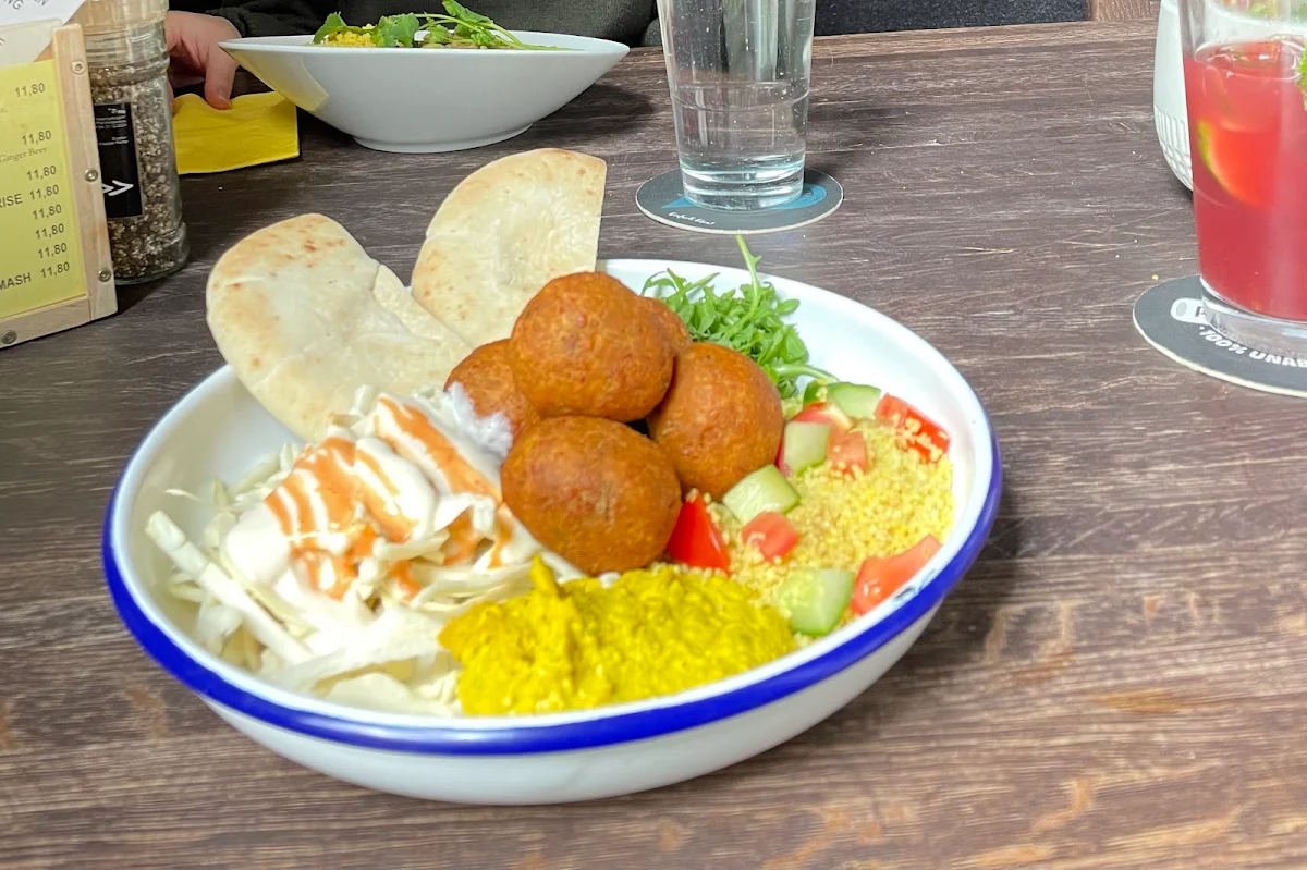Falafel Bowl Mit Couscous
