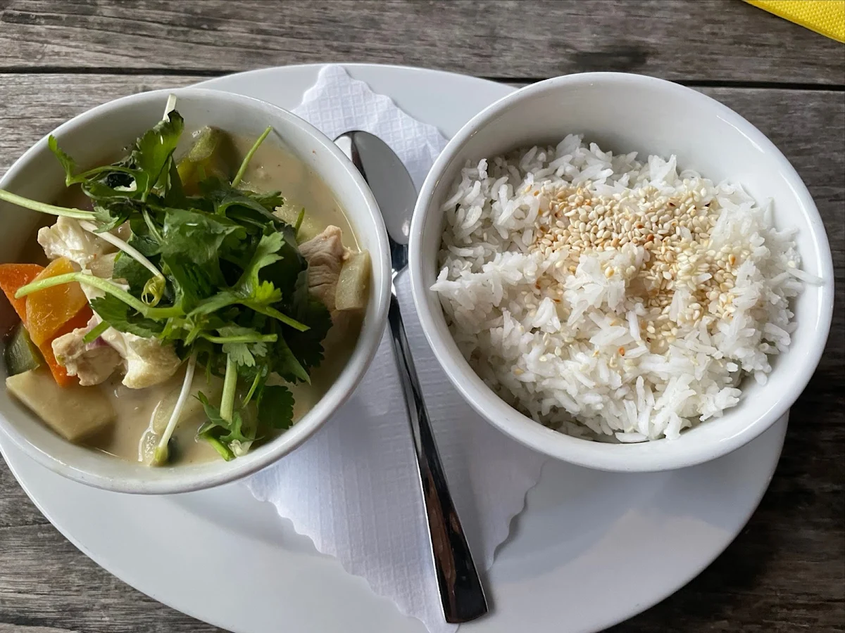 Grünes Thai Curry Mit Huhn