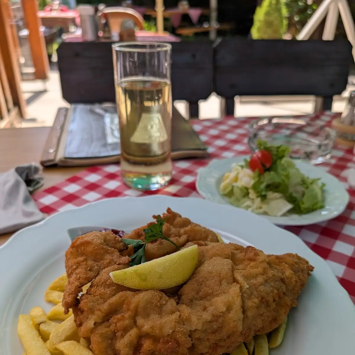Backhendel Mit Salat