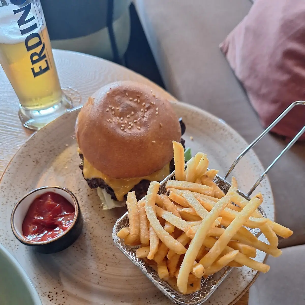 Cheeseburger