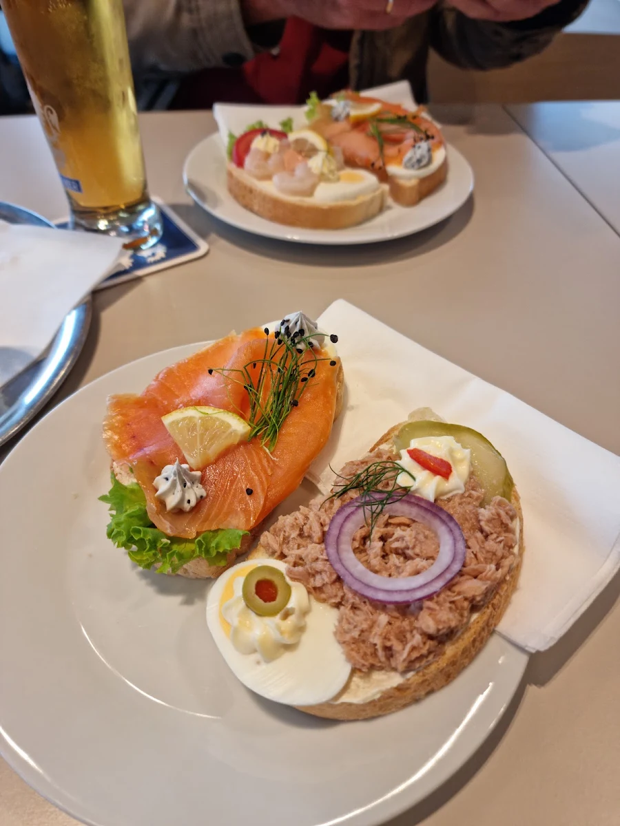 Belegtes Brötchen