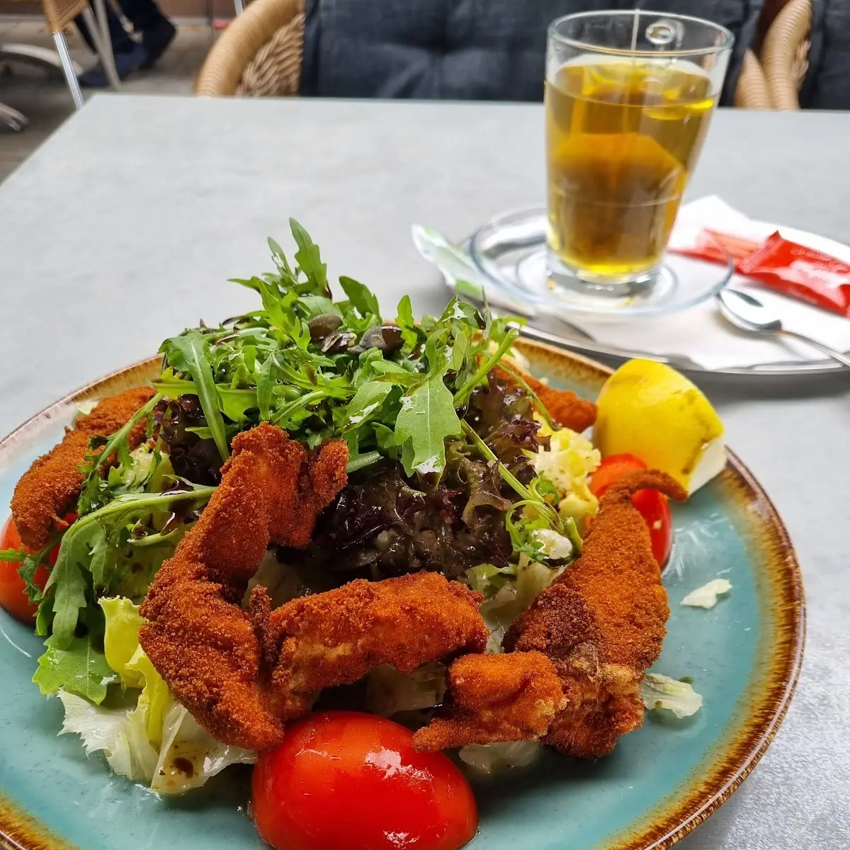Backhendl Mit Blattsalat