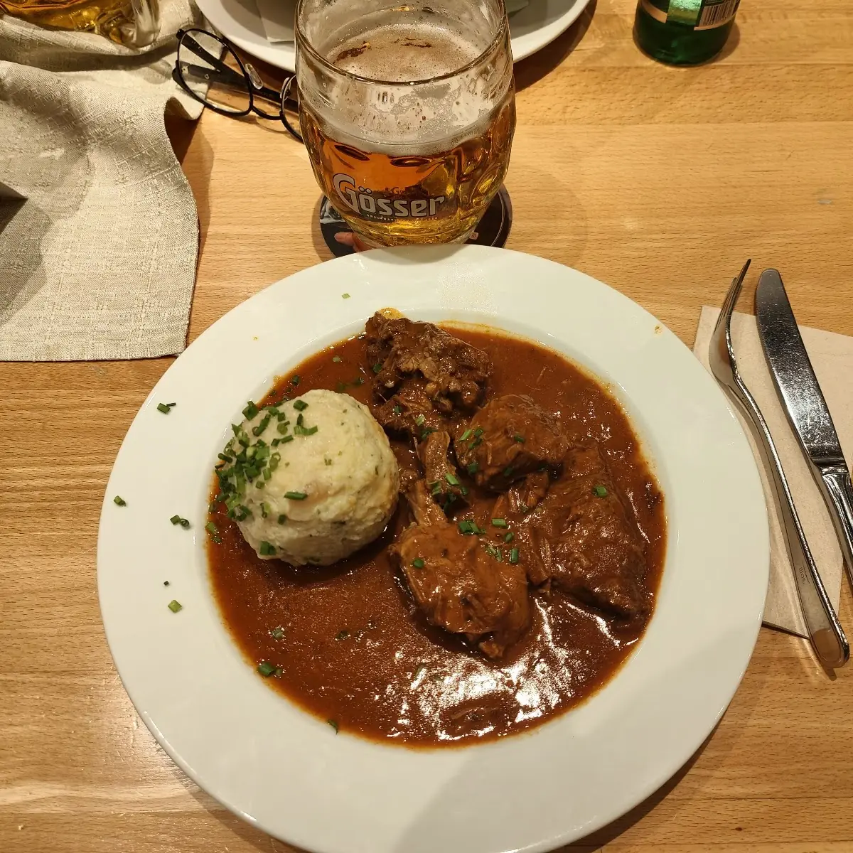 Rindergulasch Mit Knödel