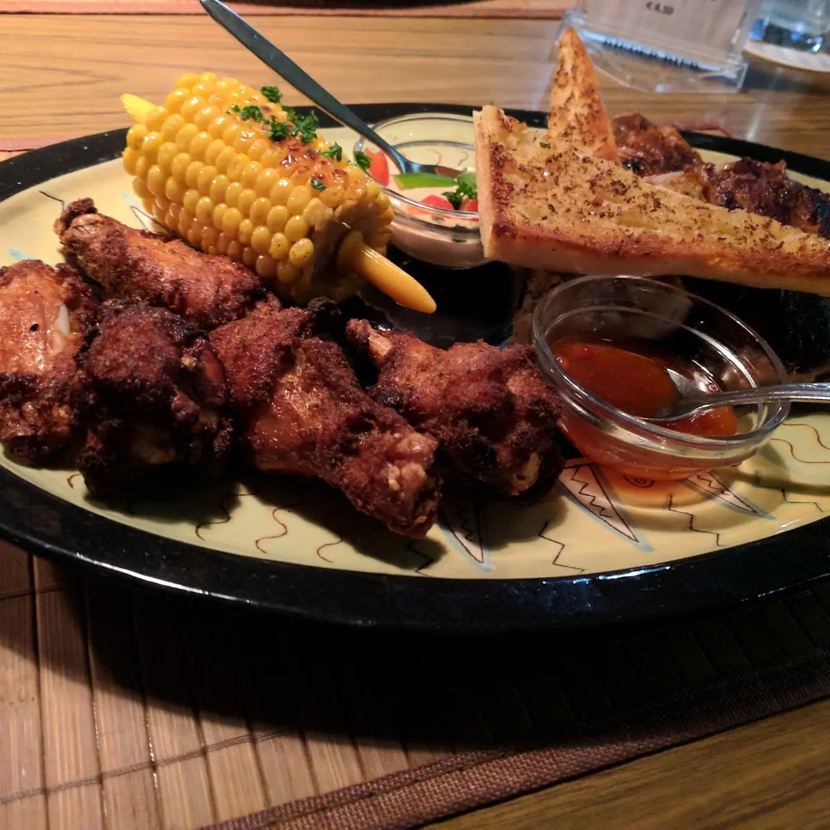 Chicken Wings Mit Sparrips