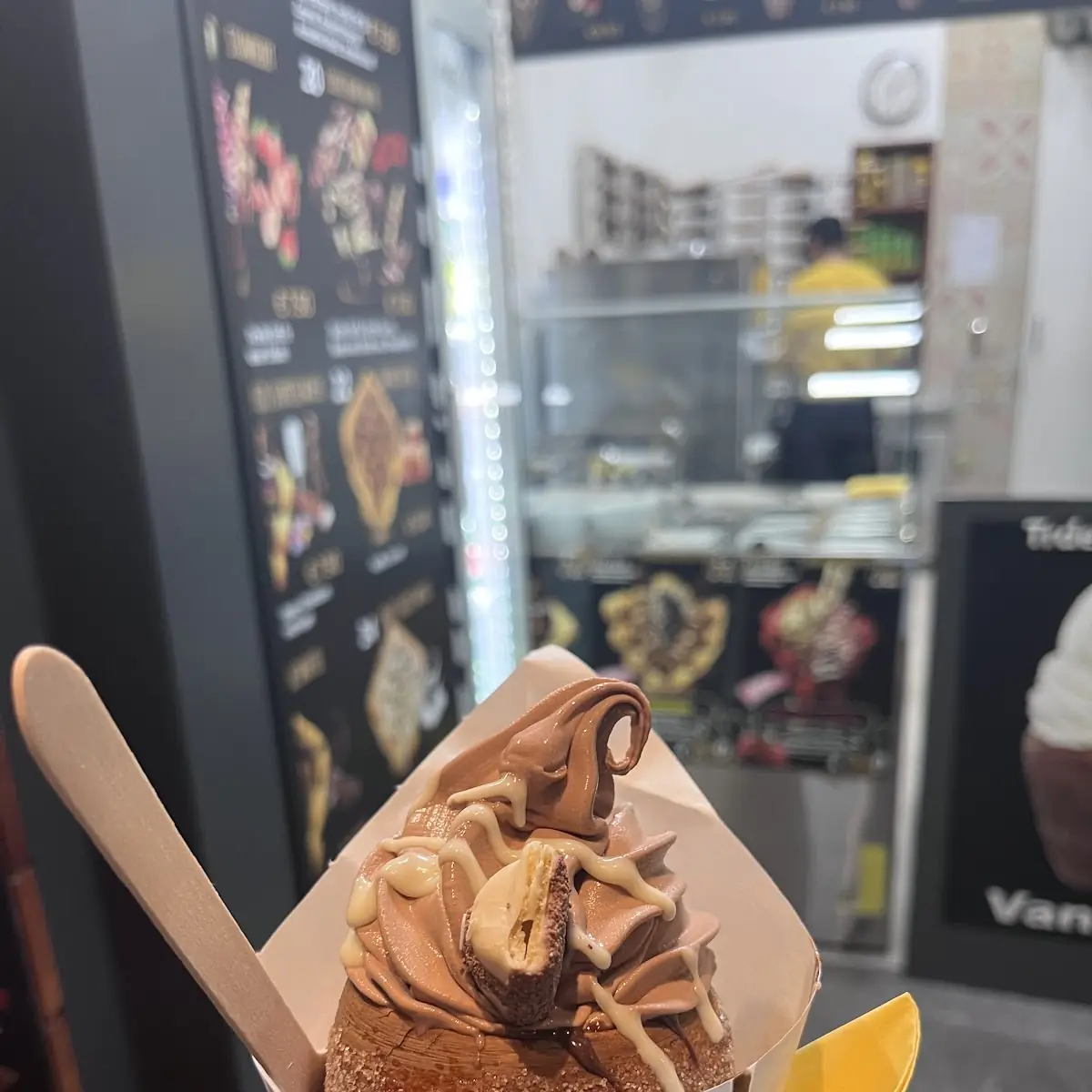 קיורטוש בואנו