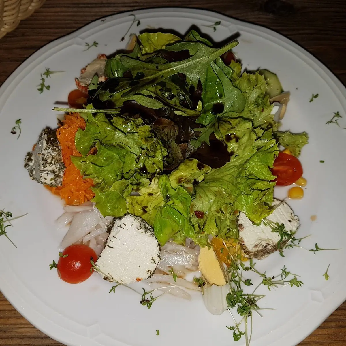 Gemischter Beilagensalat