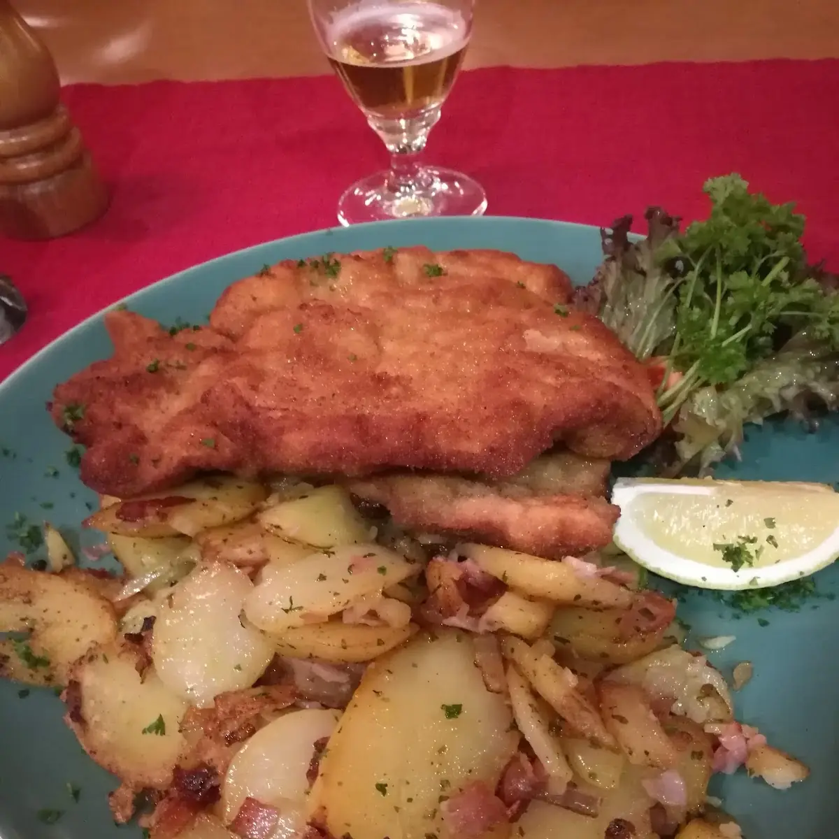 Wiener Schnitzel Mit Bratkartoffeln