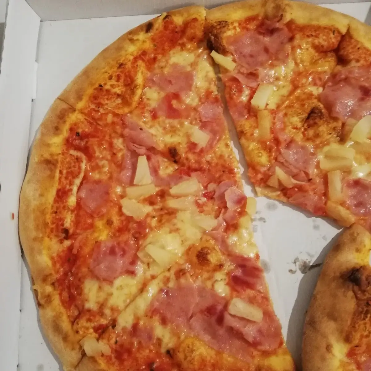 Pizza Hawaii