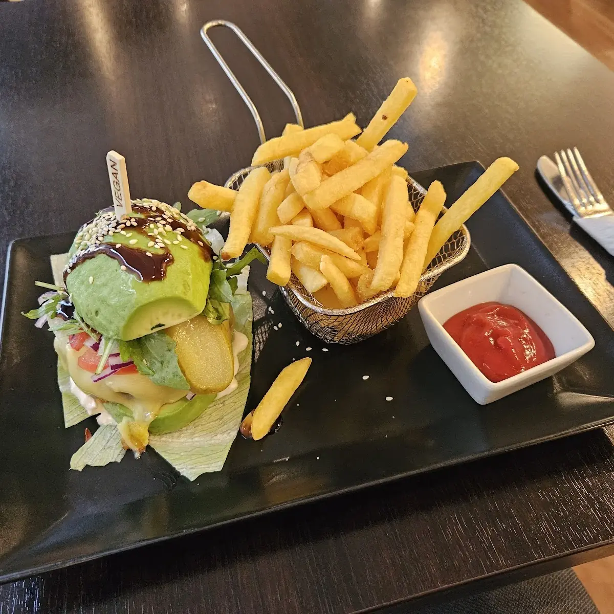 Avocado Beyond Burger