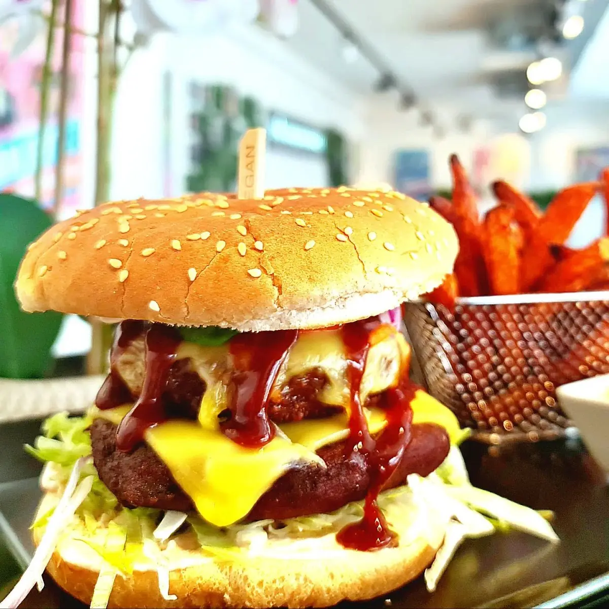 Loving Burger Mit Pommes