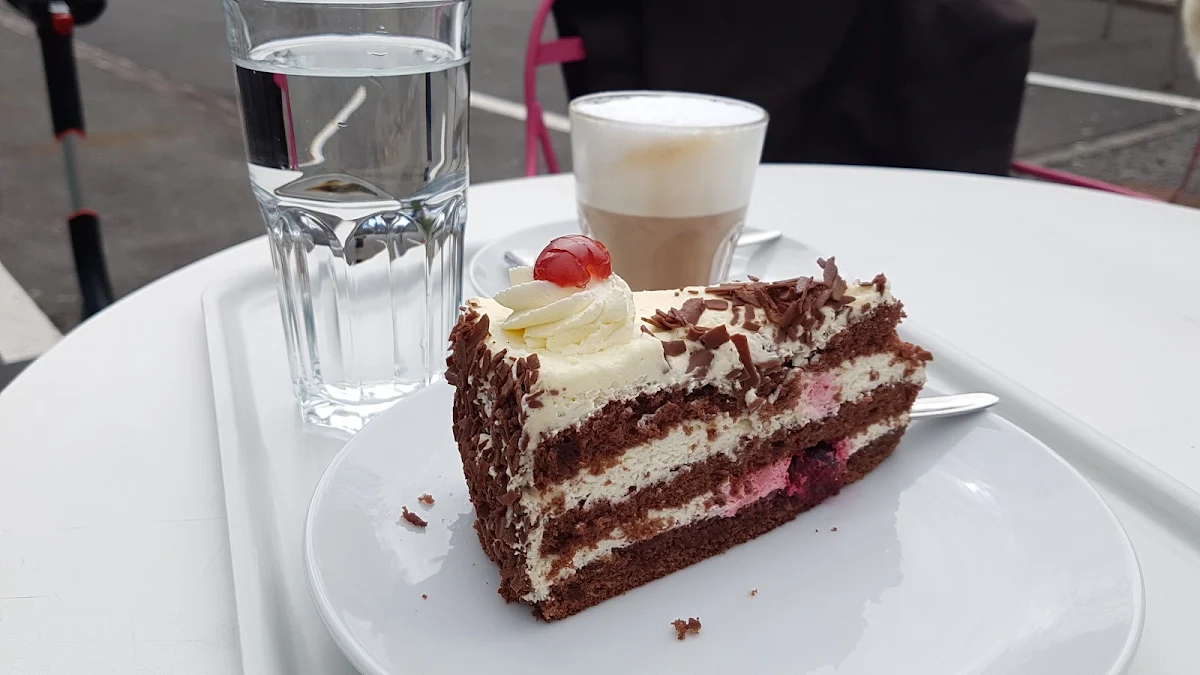 Schwarzwälder Kirsch Torte