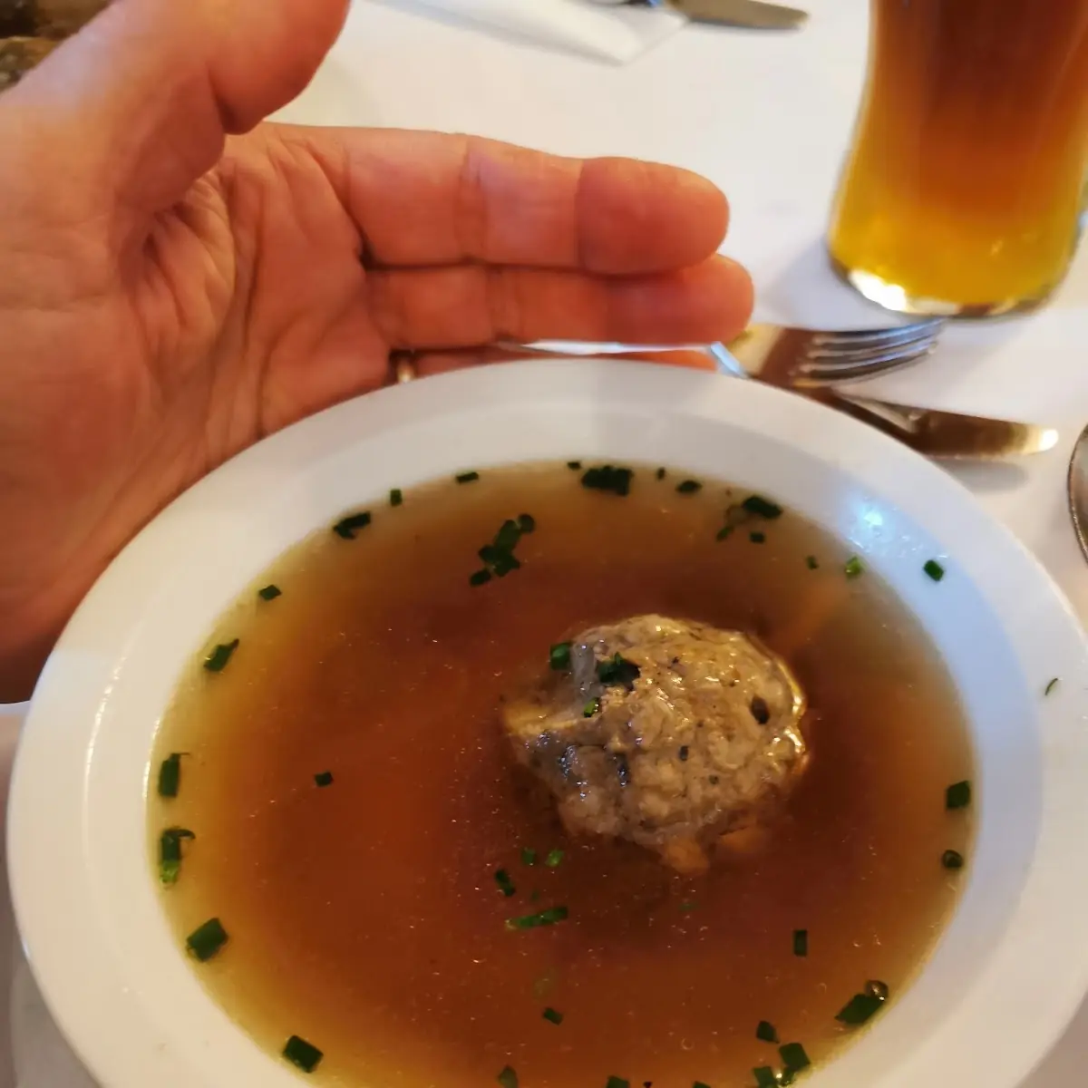 Kaspressknödelsuppe