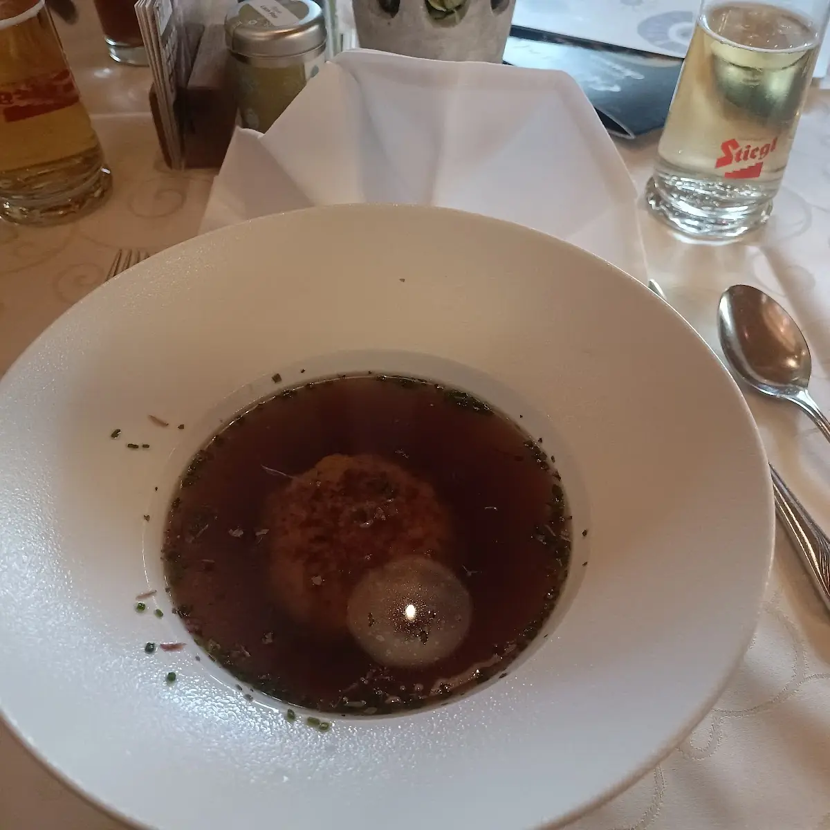 Käspressknödelsuppe