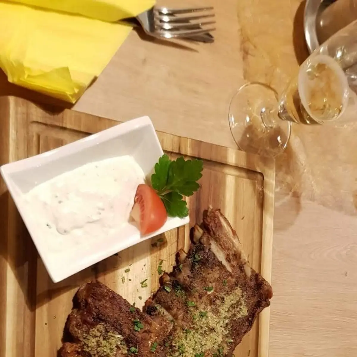 Schweinsripperl