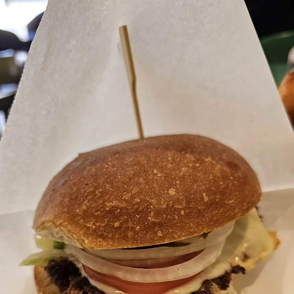 Classic Cheeseburger