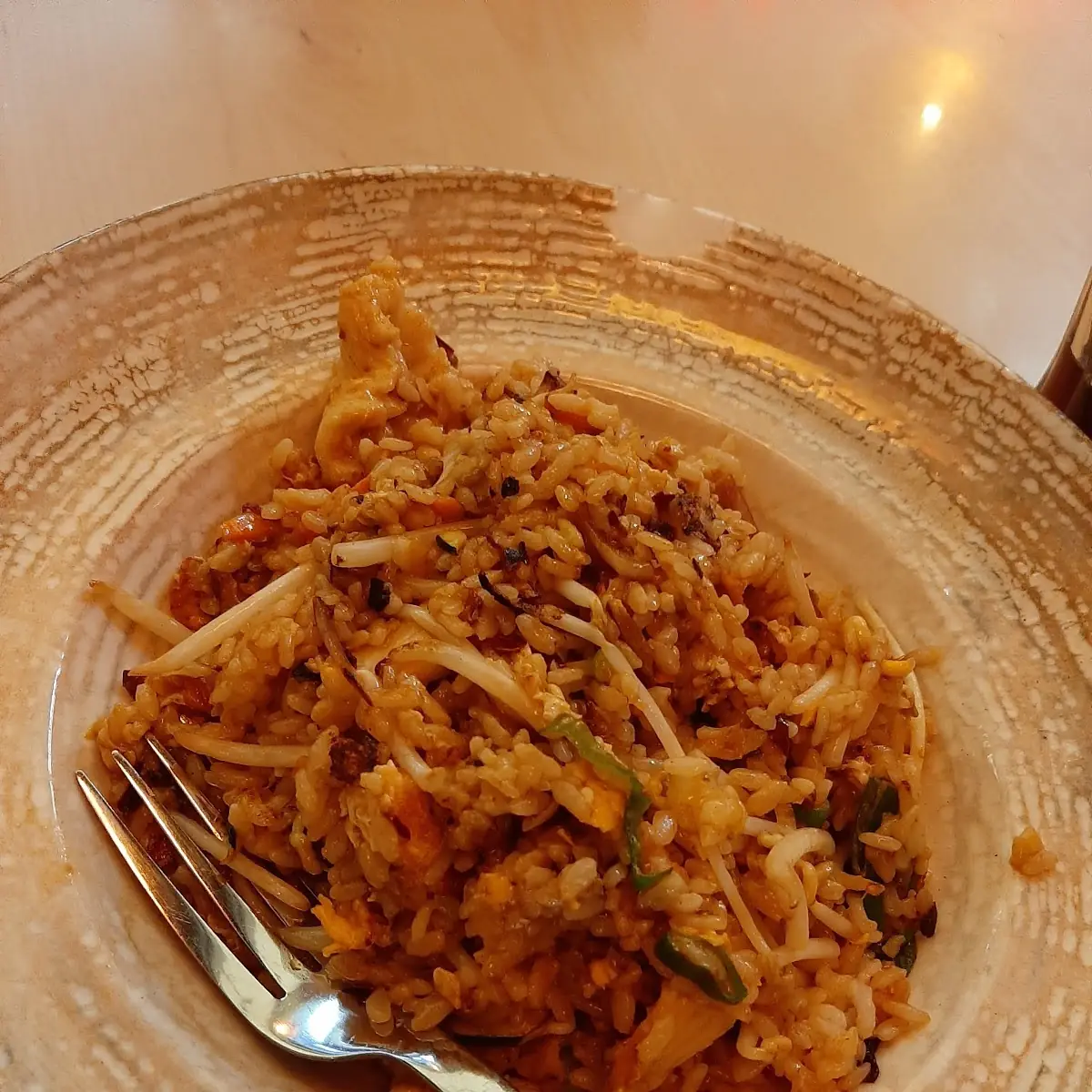 Gebratener Eierreis Mit Huhn