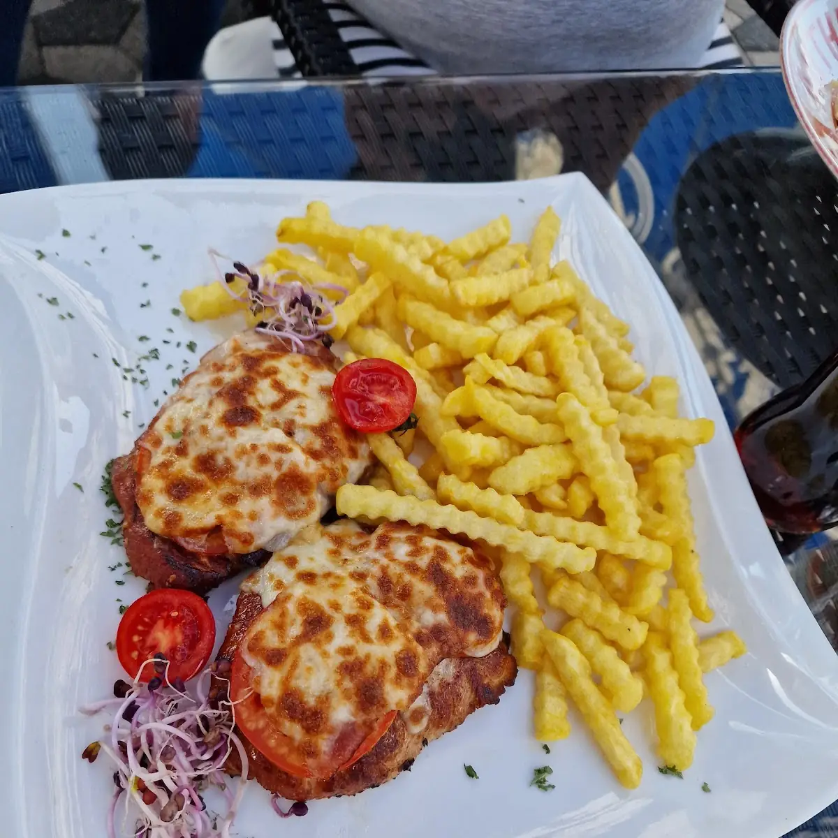 Kuraci Steak S Hranolkami