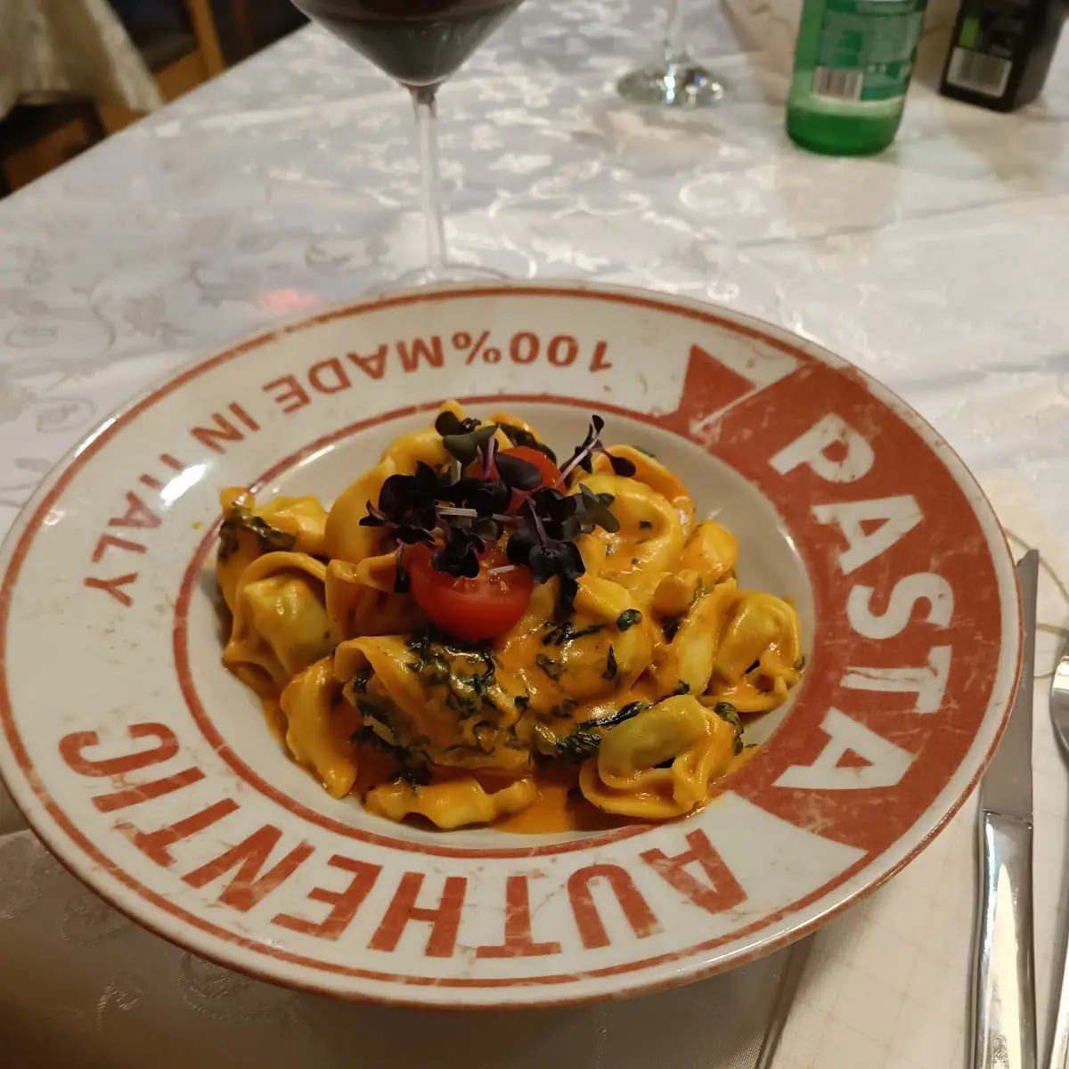 Tortellini In Gorgonzola Tomaten Sauce