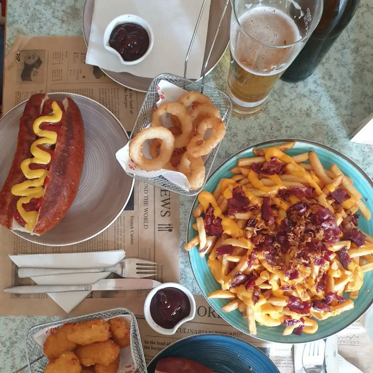 Classic Hot Dog