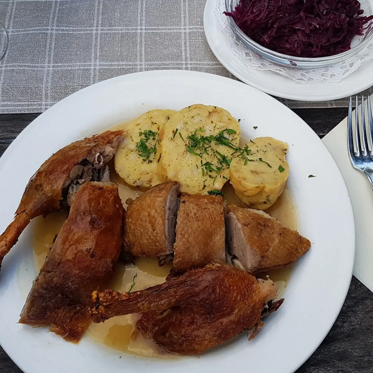 Ente Mit Knödel