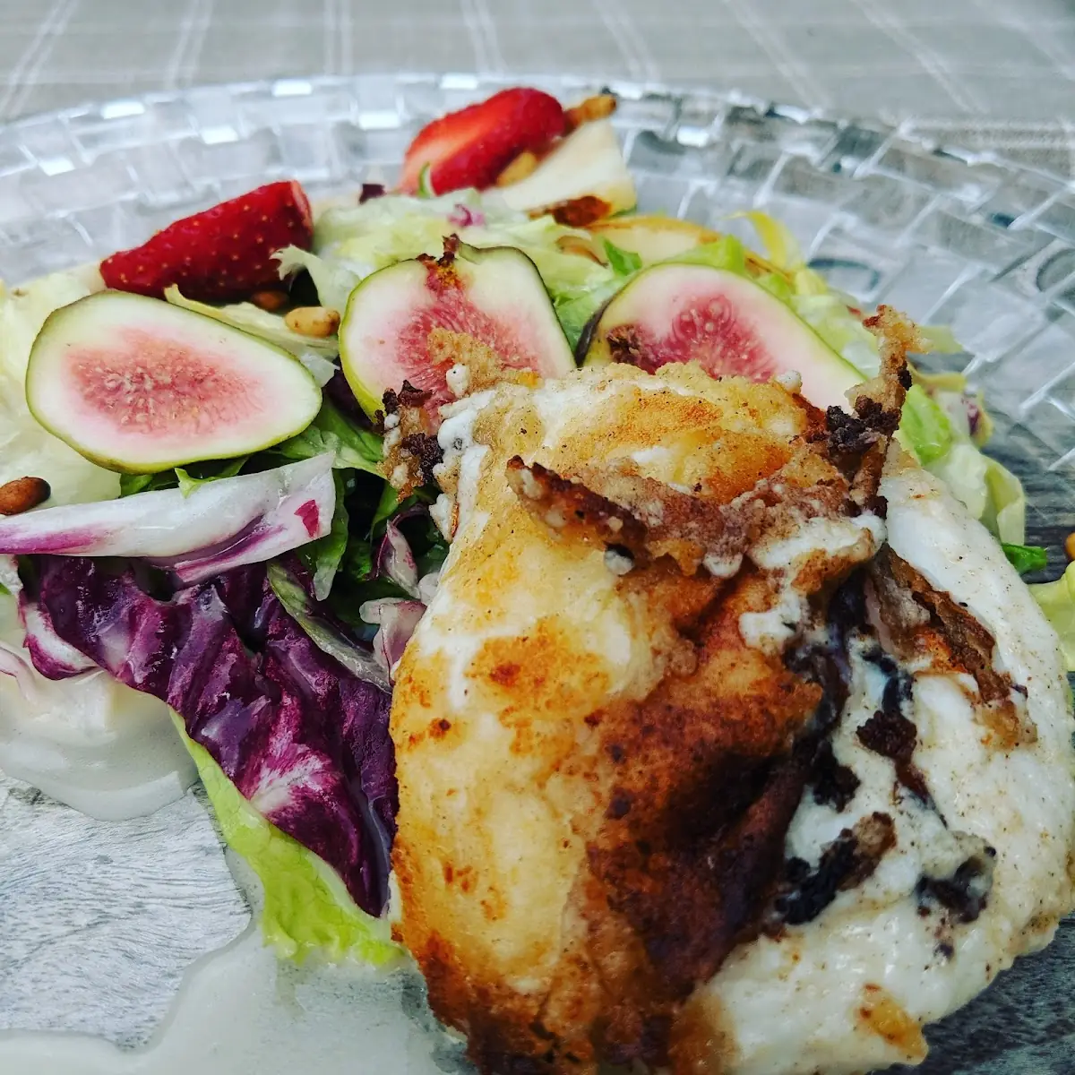 Ziegenkäse And Salad