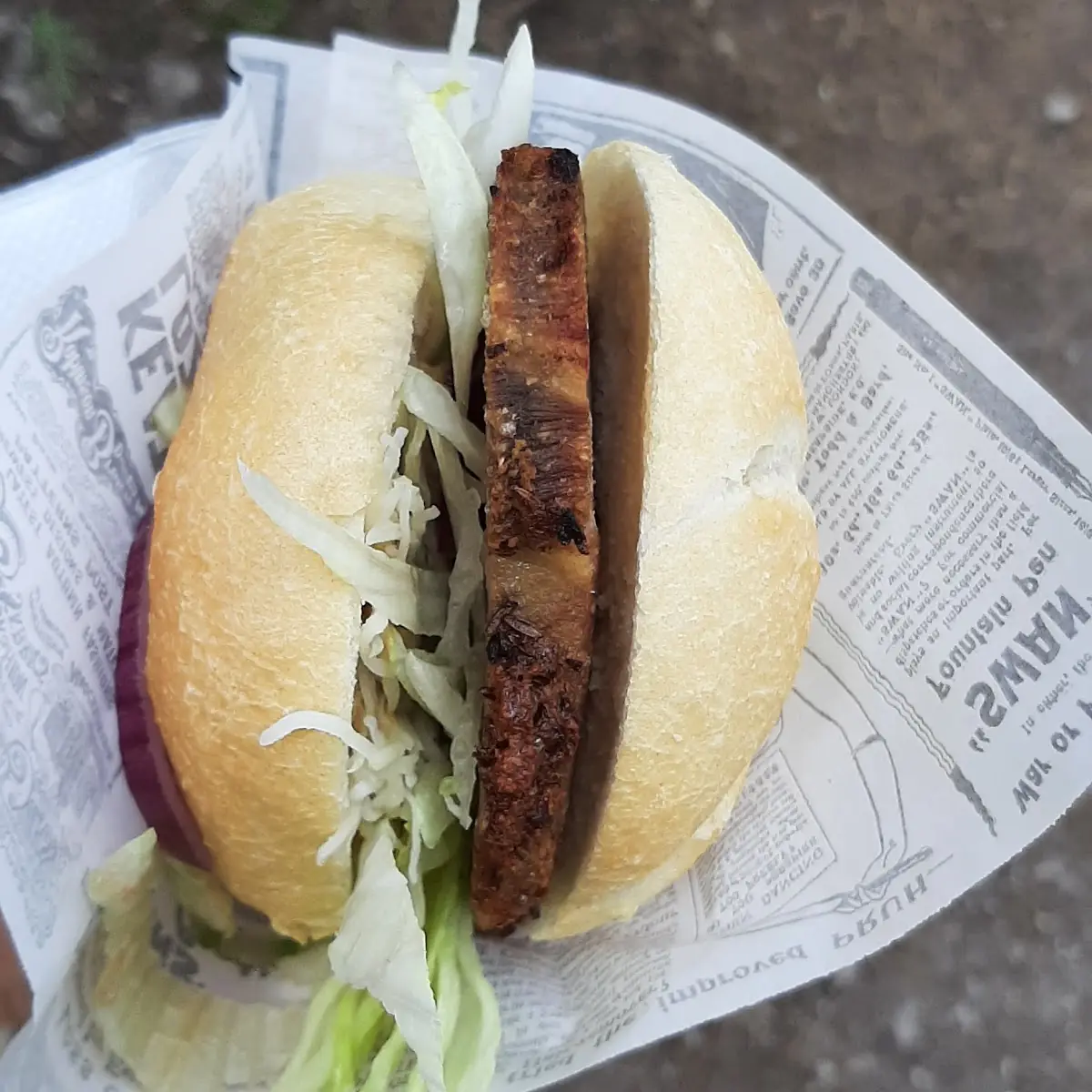 Schweinebraten In Semmel Mit Kren Und Senf