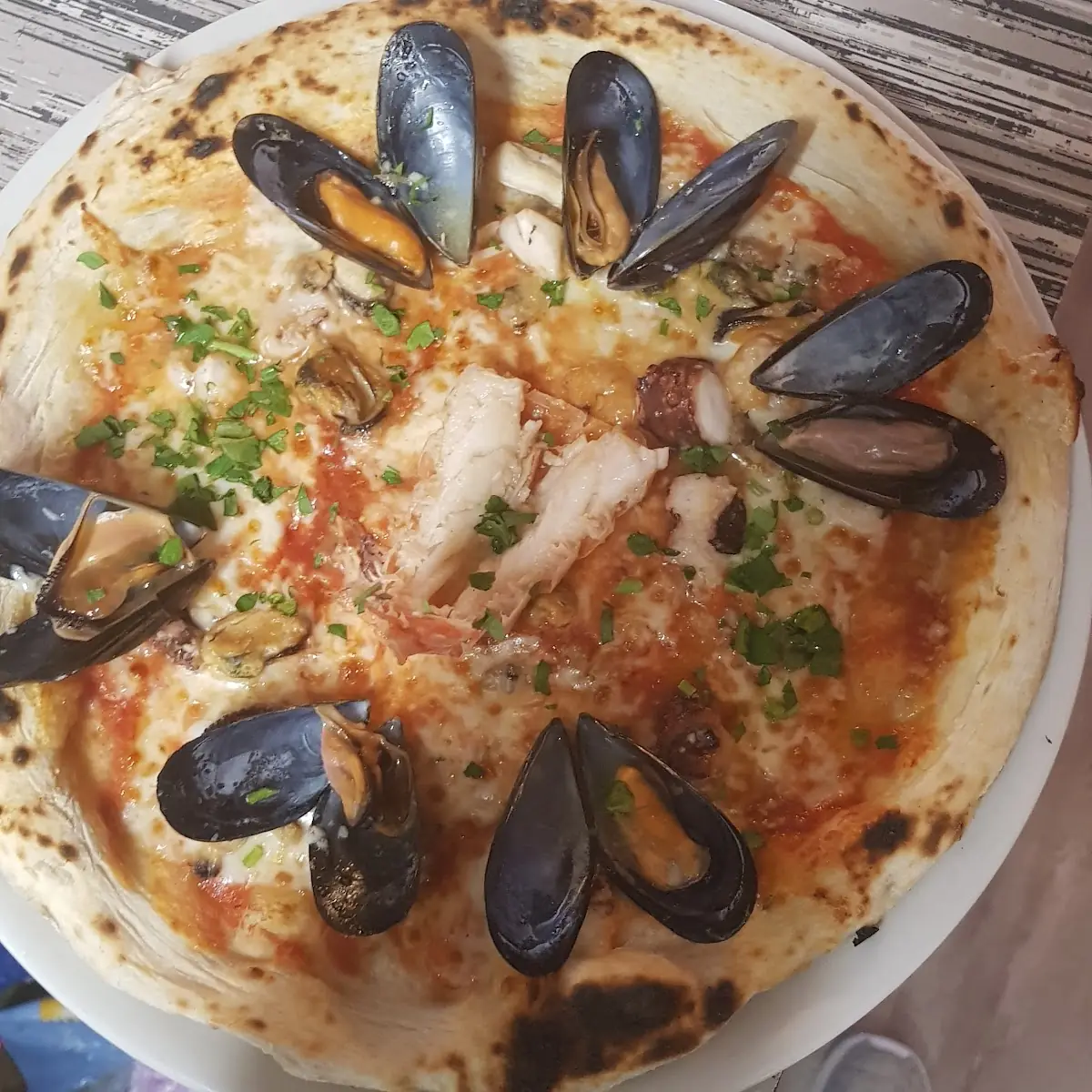 Meeresfrüchte Pizza