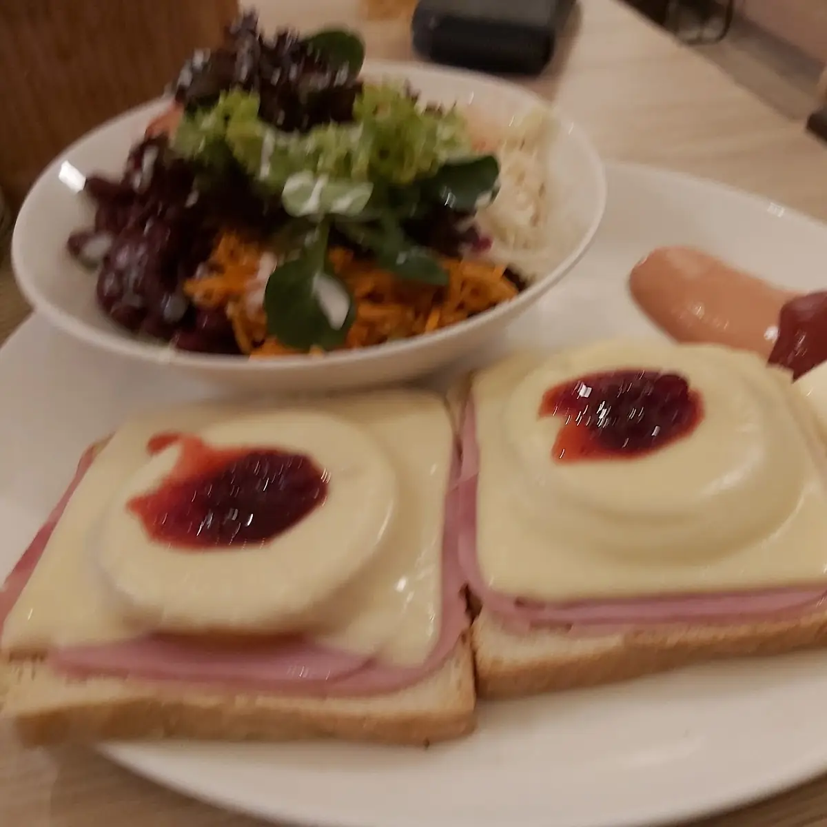 Toast Hawaii