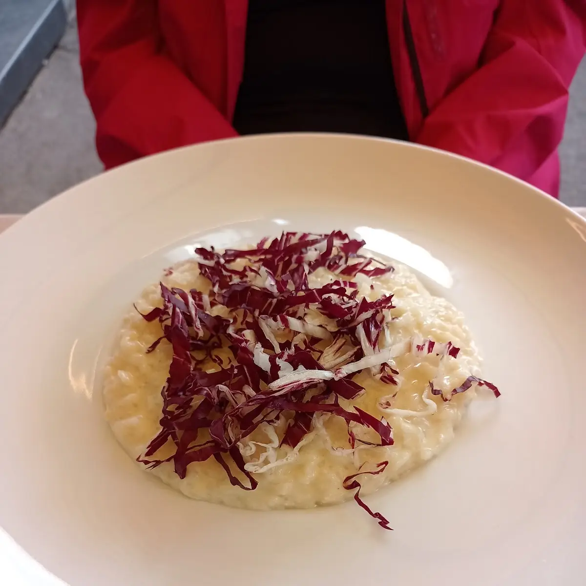 Risotto Mit Verschieden Käsesorten Und Rohkost