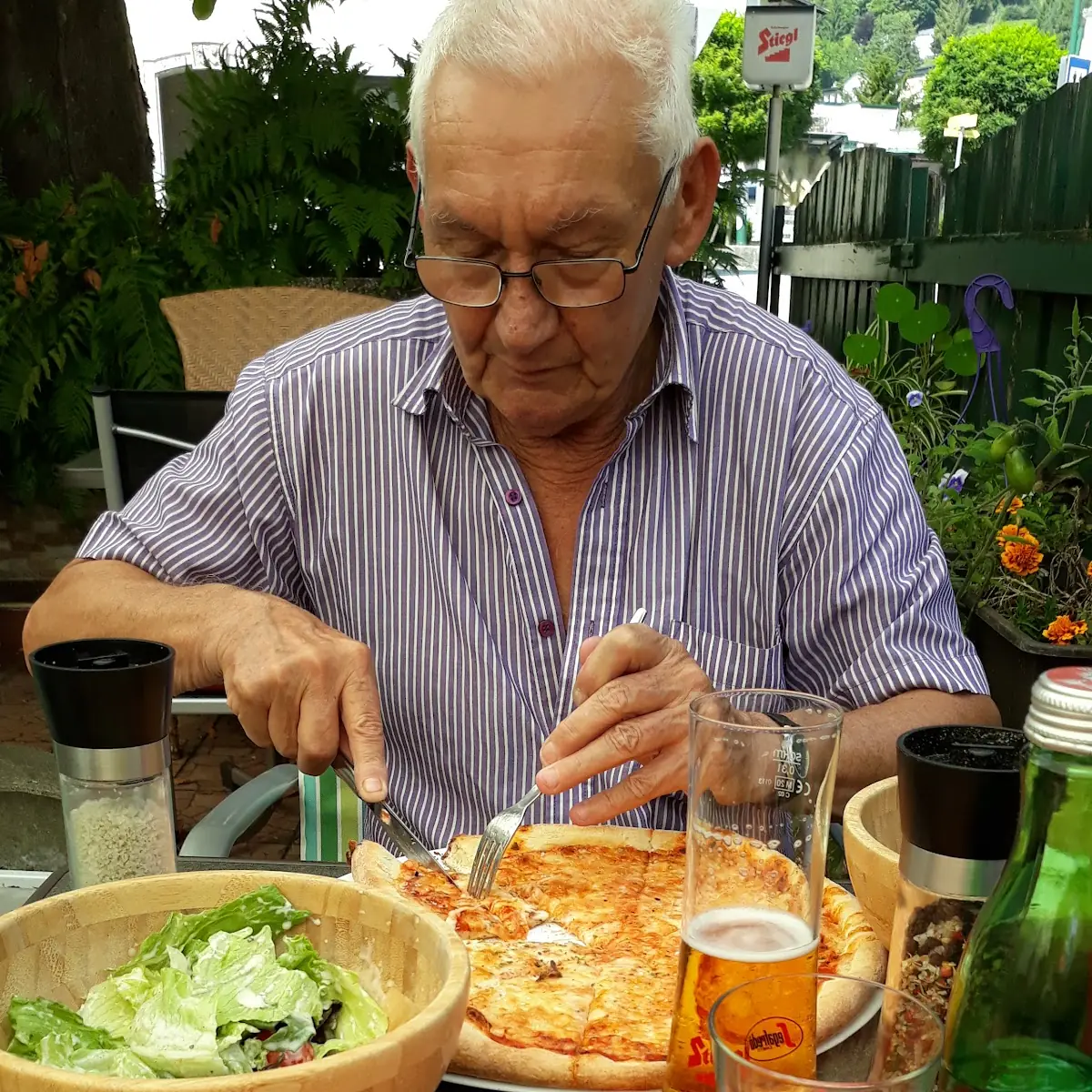 Pizza Margaritta Und Hawaii